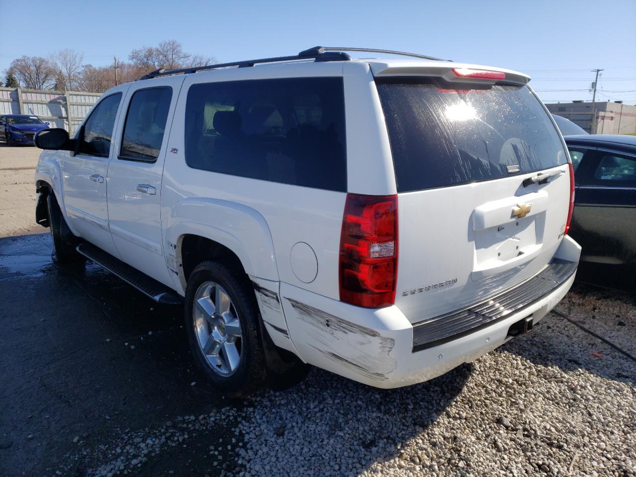 Photo 3 from auction – 2007 CHEVROLET SUBURBAN K with VIN 3GNFK16397G307532