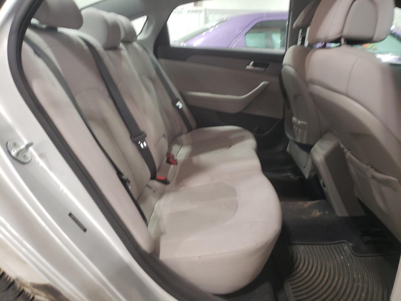 Photo 6 from auction – 2016 HYUNDAI SONATA SE with VIN 5NPE24AF4GH404460