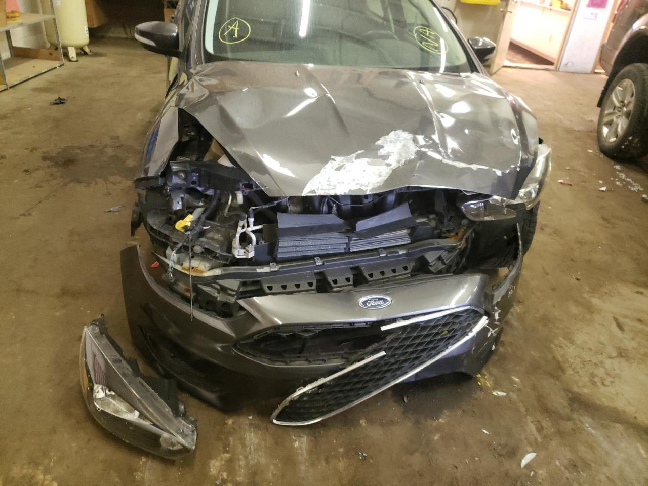 Photo 9 from auction – 2016 FORD FOCUS SE with VIN 1FADP3K27GL362015