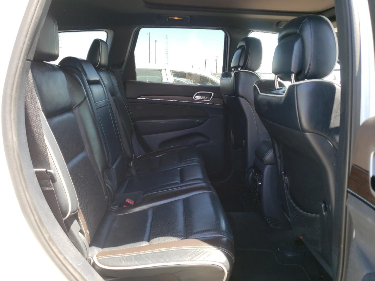 Photo 6 from auction – 2015 JEEP GRAND CHER with VIN 1C4RJECG9FC926849