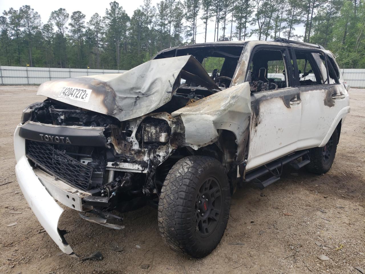 Photo 2 from auction – 2019 TOYOTA 4RUNNER SR with VIN JTEBU5JR7K5711896