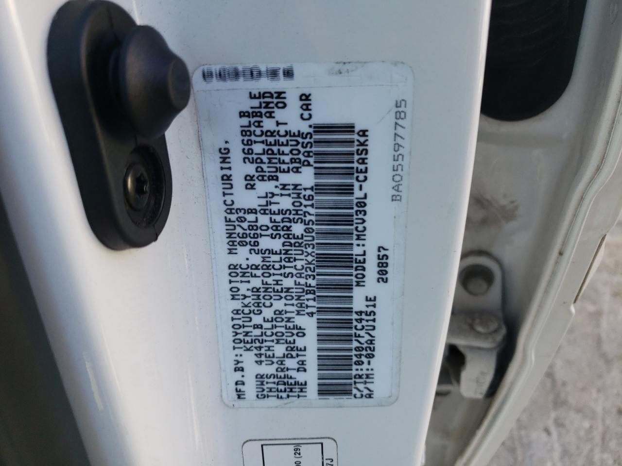 Photo 10 from auction – 2003 TOYOTA CAMRY LE with VIN 4T1BF32KX3U057161