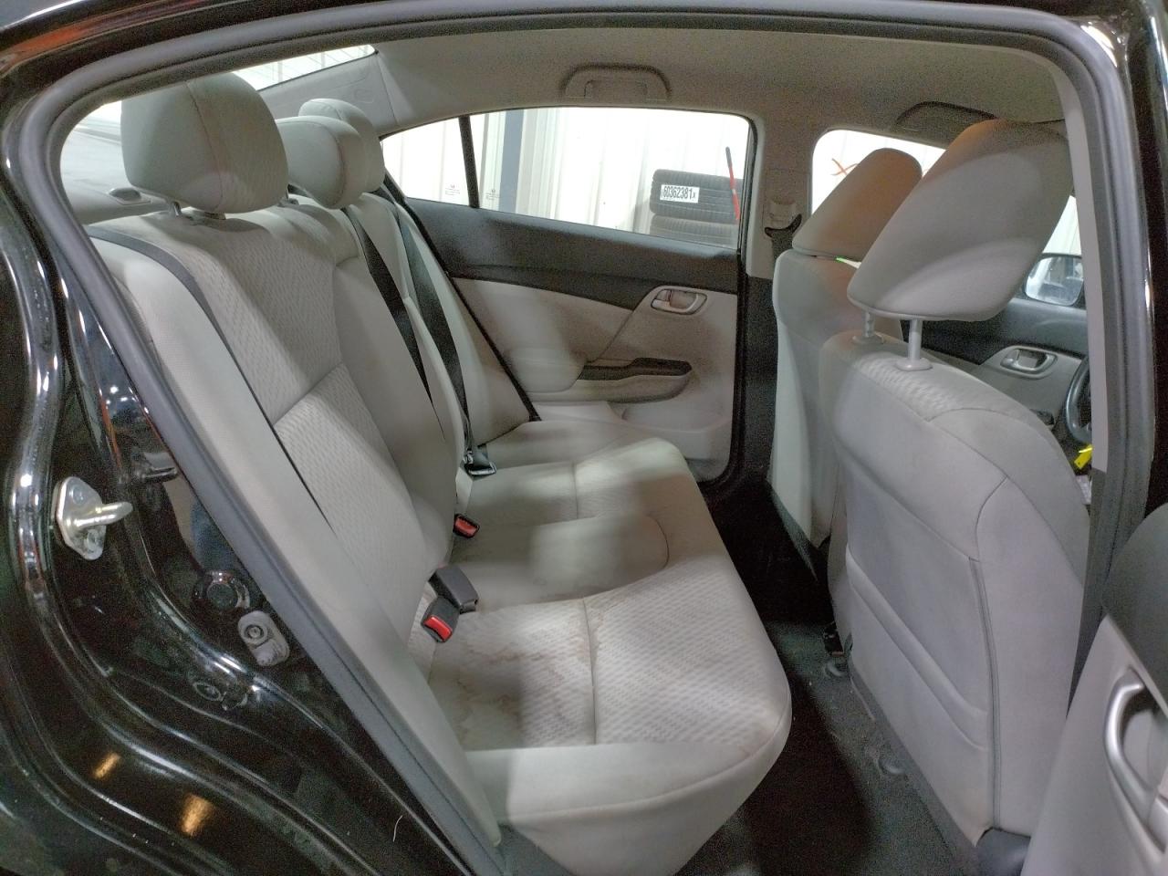 Photo 6 from auction – 2015 HONDA CIVIC LX with VIN 2HGFB2F5XFH525043