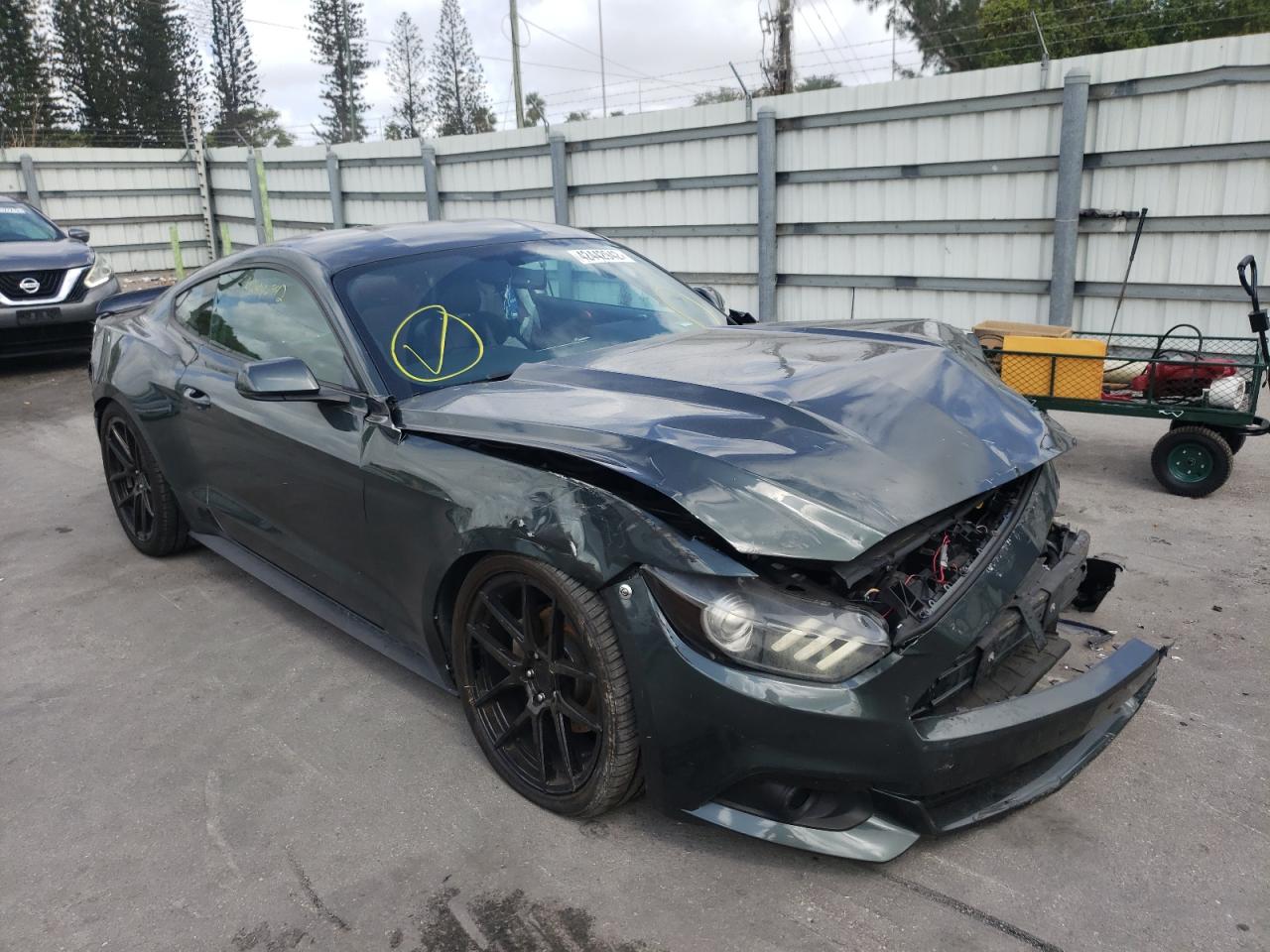 FORD MUSTANG 2015 with VIN 1FA6P8THXF5343874 - Photo from auction