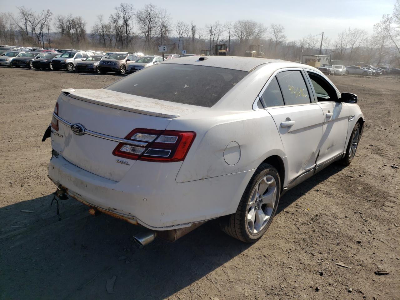Photo 4 from auction – 2013 FORD TAURUS SEL with VIN 1FAHP2E8XDG123834