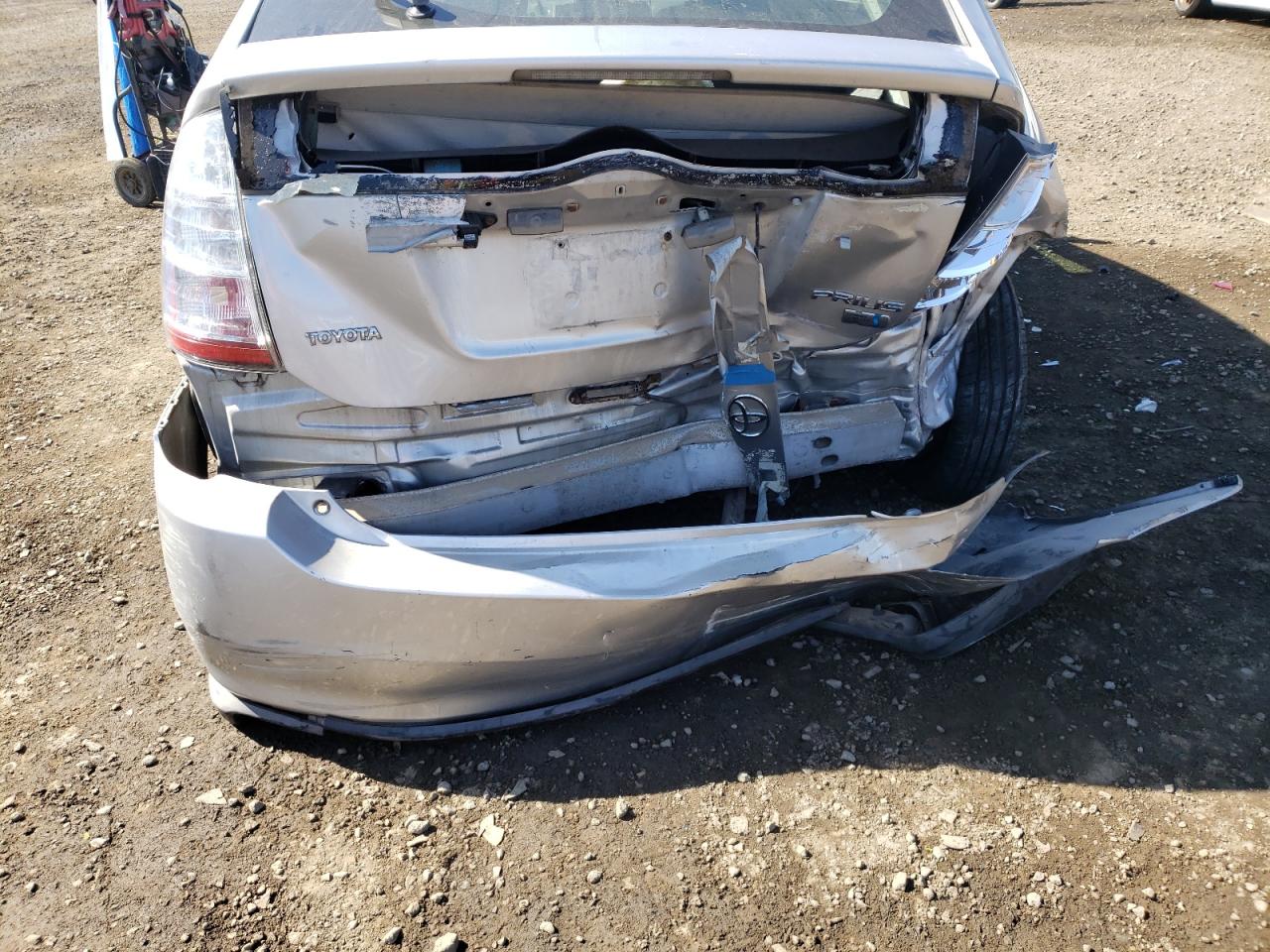 Photo 9 from auction – 2006 TOYOTA PRIUS with VIN JTDKB20U067510463
