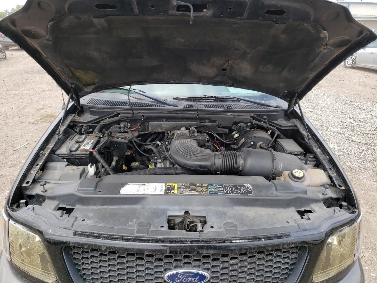 Photo 7 from auction – 2002 FORD F150 with VIN 1FTRX18W72KC80802