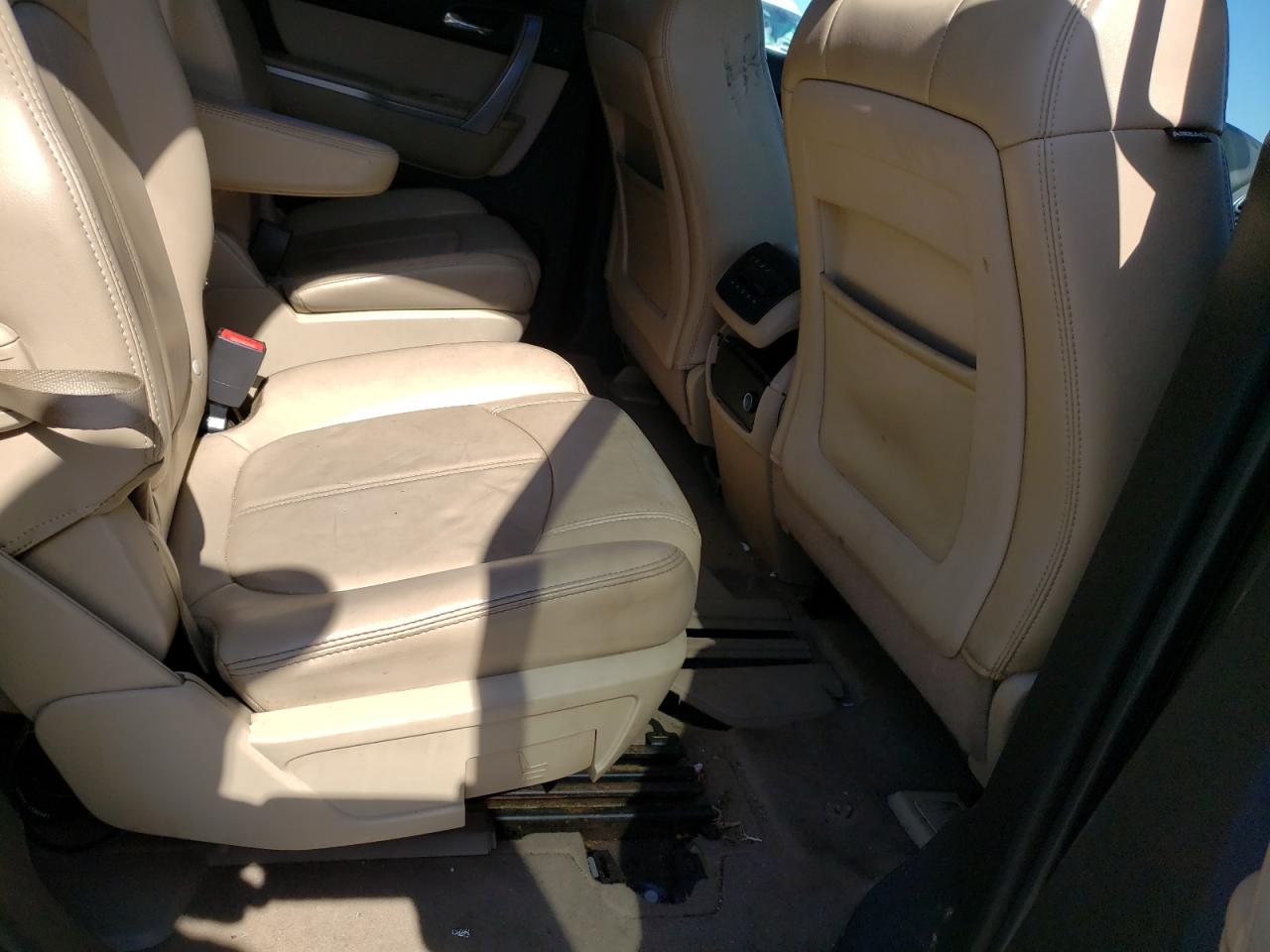 Photo 6 from auction – 2010 GMC ACADIA SLT with VIN 1GKLRMED8AJ170094