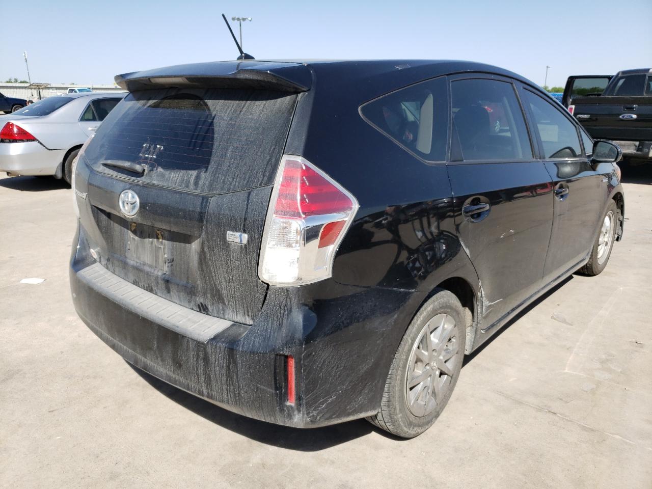 Photo 4 from auction – 2015 TOYOTA PRIUS V with VIN JTDZN3EU3FJ016427