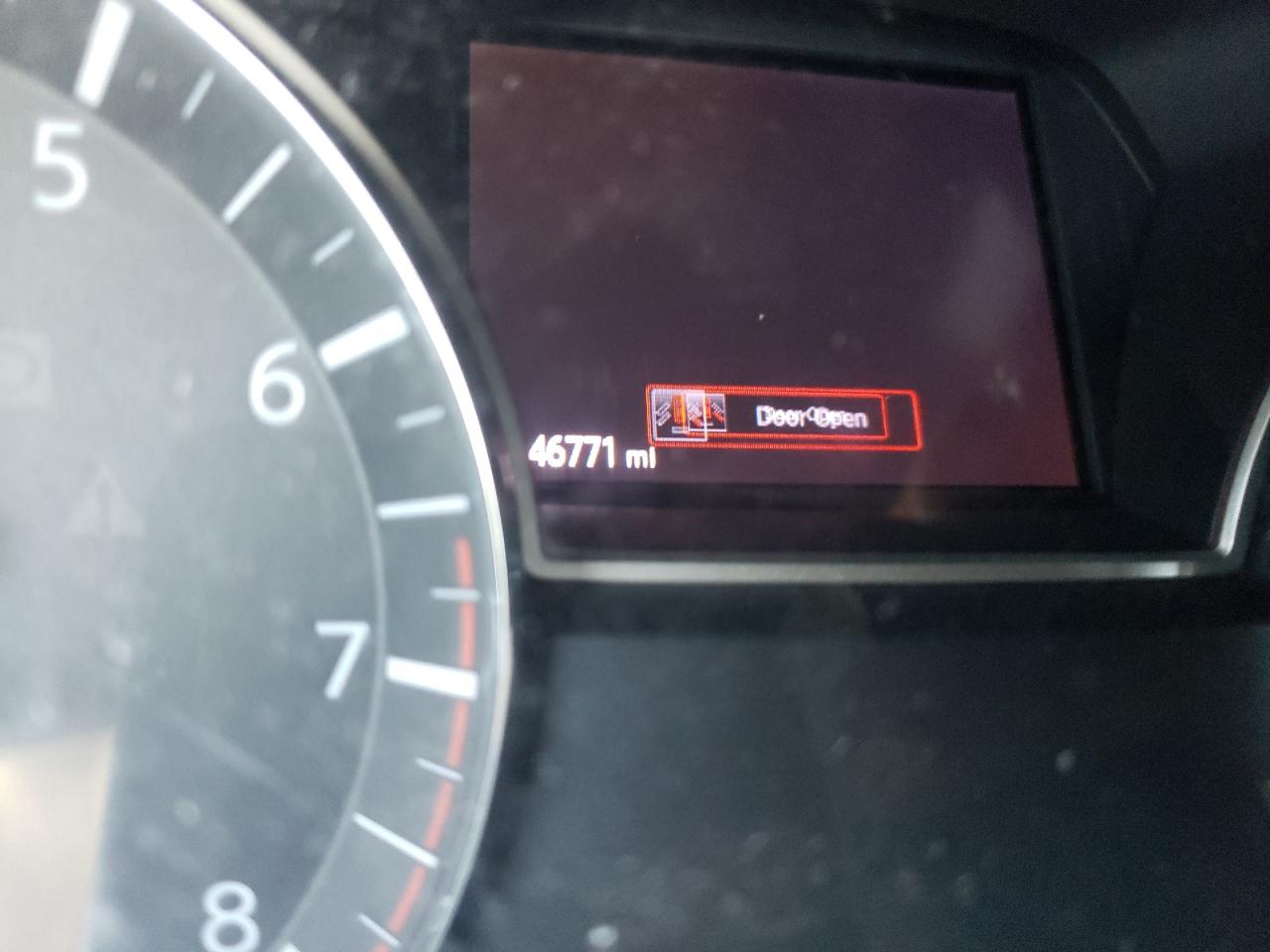 Photo 8 from auction – 2017 NISSAN PATHFINDER with VIN 5N1DR2MM3HC909307
