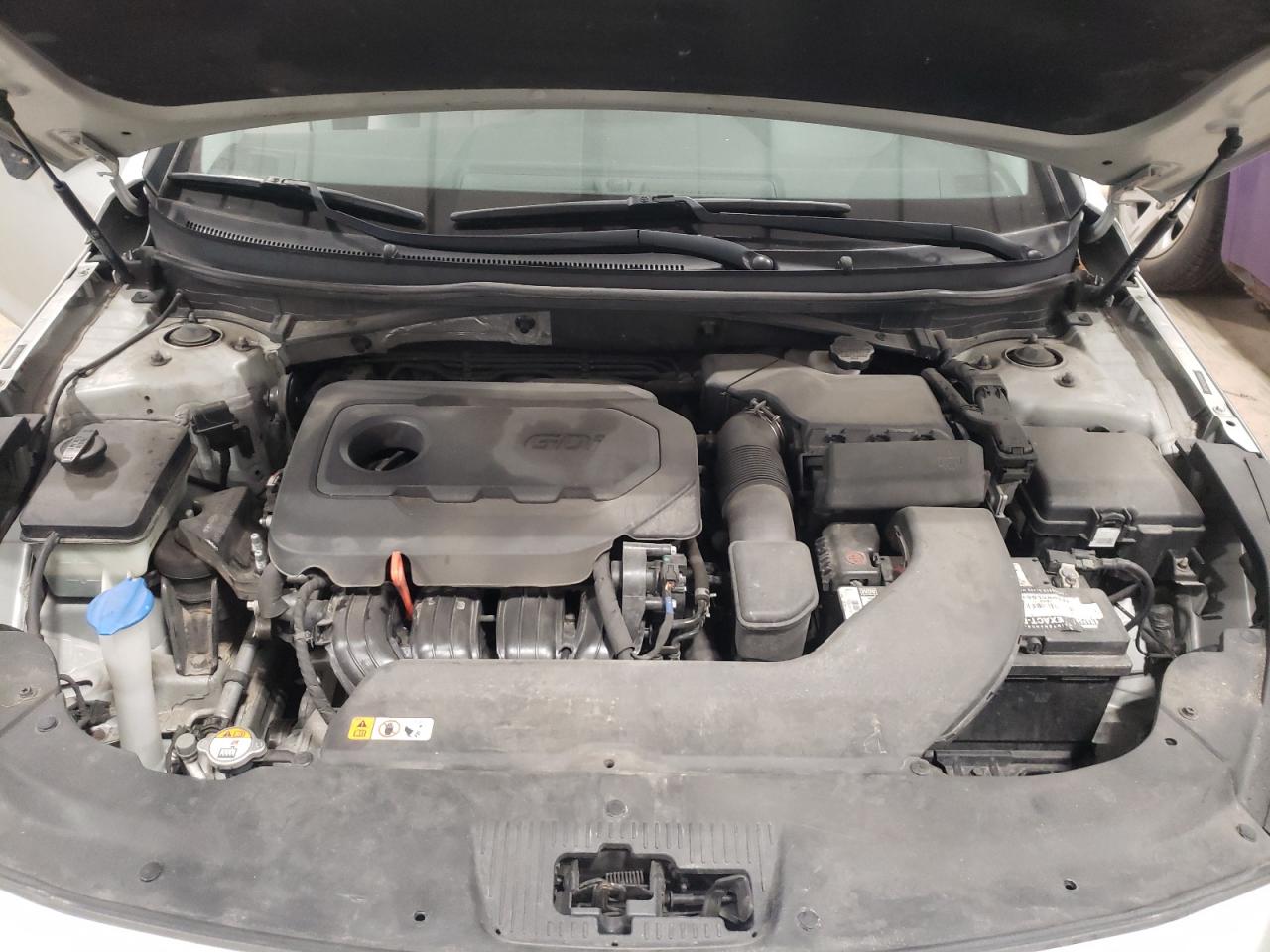 Photo 7 from auction – 2016 HYUNDAI SONATA SE with VIN 5NPE24AF4GH404460