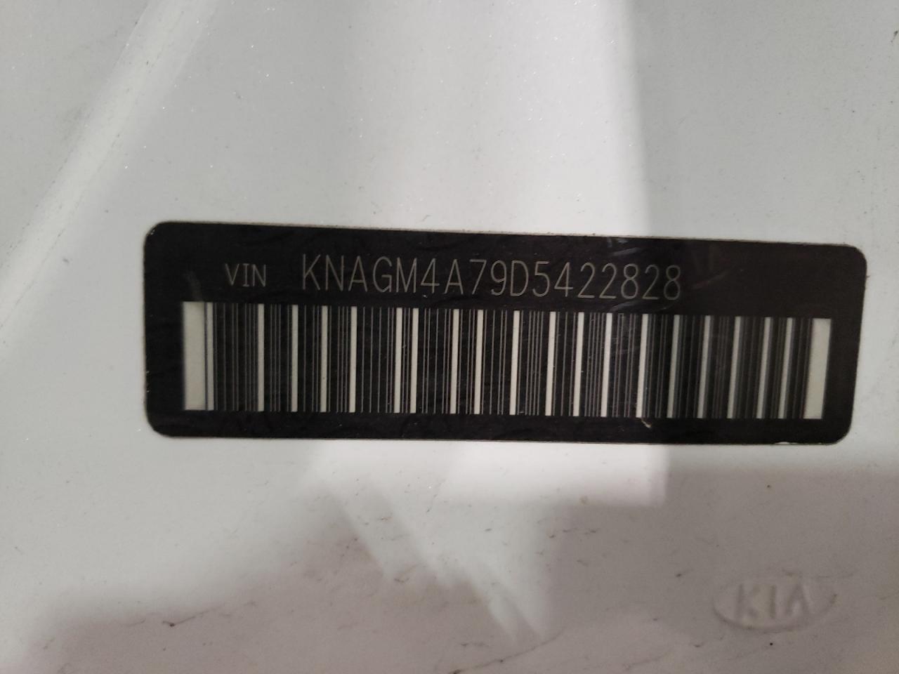 Photo 10 from auction – 2013 KIA OPTIMA LX with VIN KNAGM4A79D5422828