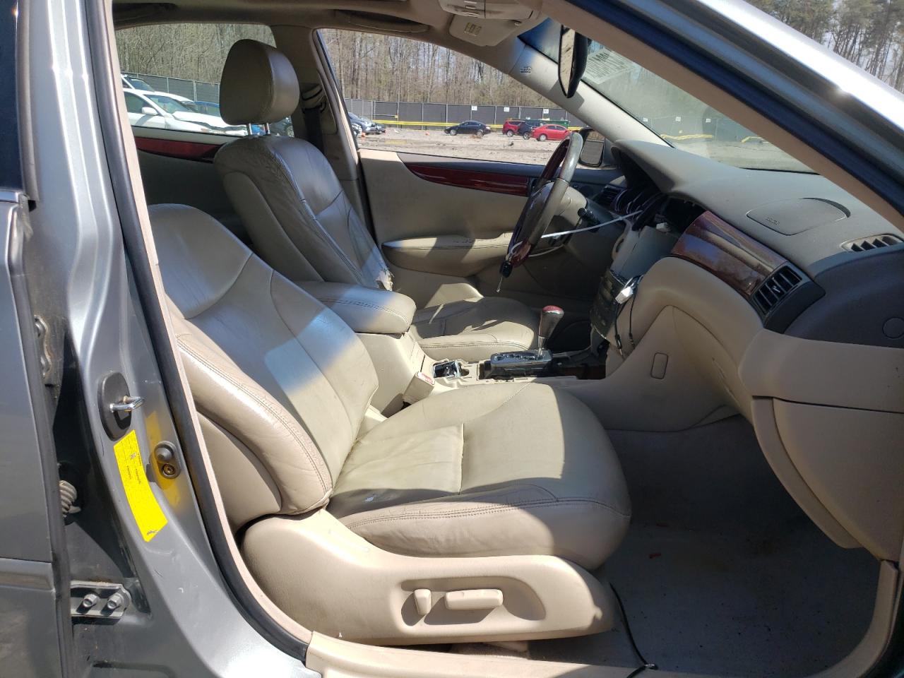 Photo 5 from auction – 2003 LEXUS ES 300 with VIN JTHBF30G730124890