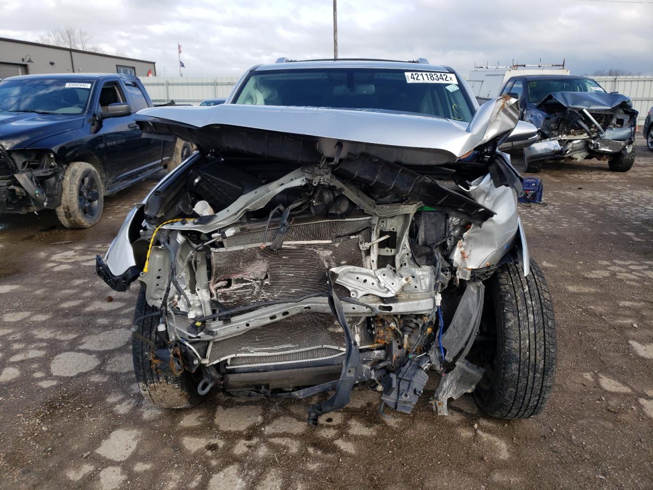 Photo 9 from auction – 2016 TOYOTA 4RUNNER SR with VIN JTEBU5JRXG5394526