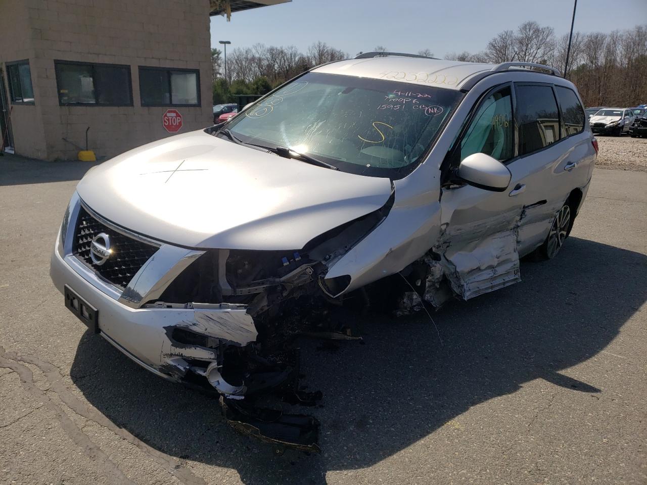 Photo 2 from auction – 2014 NISSAN PATHFINDER with VIN 5N1AR2MM3EC722759