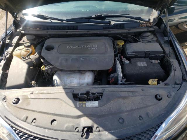 Photo 7 from auction – 2015 CHRYSLER 200 LIMITE with VIN 1C3CCCAB6FN715385