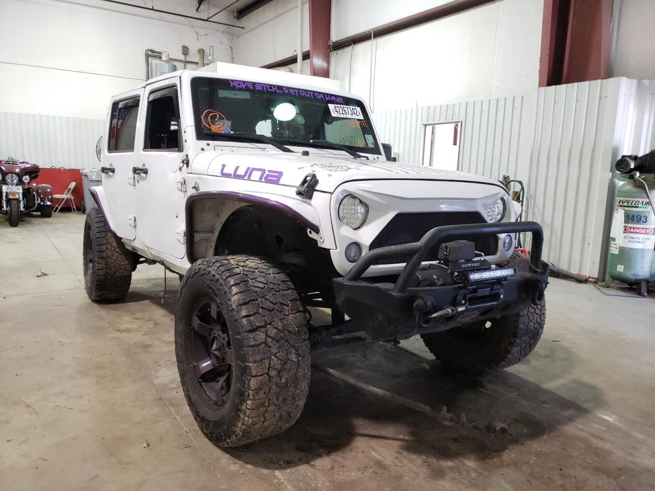 Photo 1 from auction – 2014 JEEP WRANGLER U with VIN 1C4BJWDG0EL311854