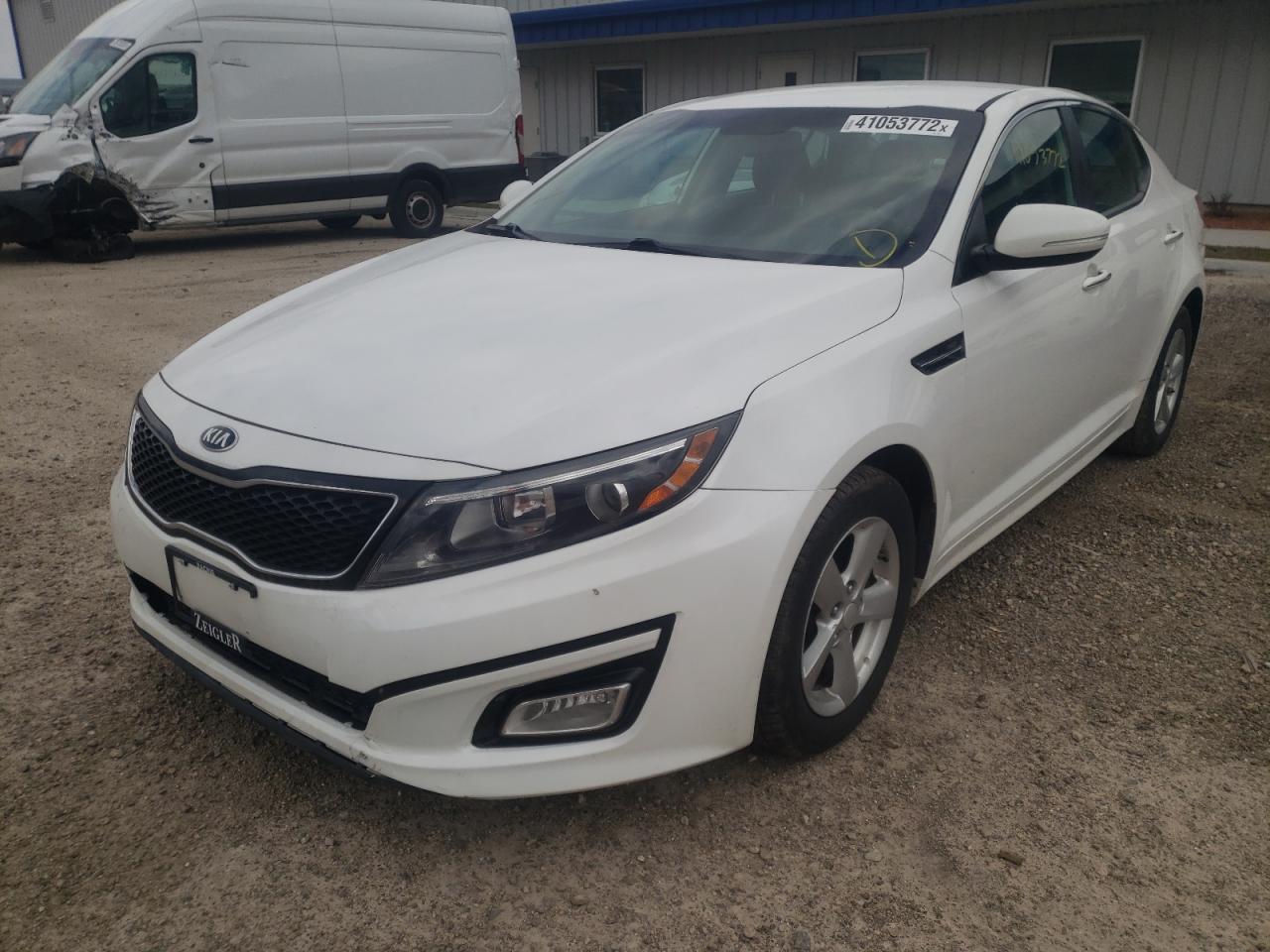 Photo 2 from auction – 2015 KIA OPTIMA LX with VIN KNAGM4A7XF5554418