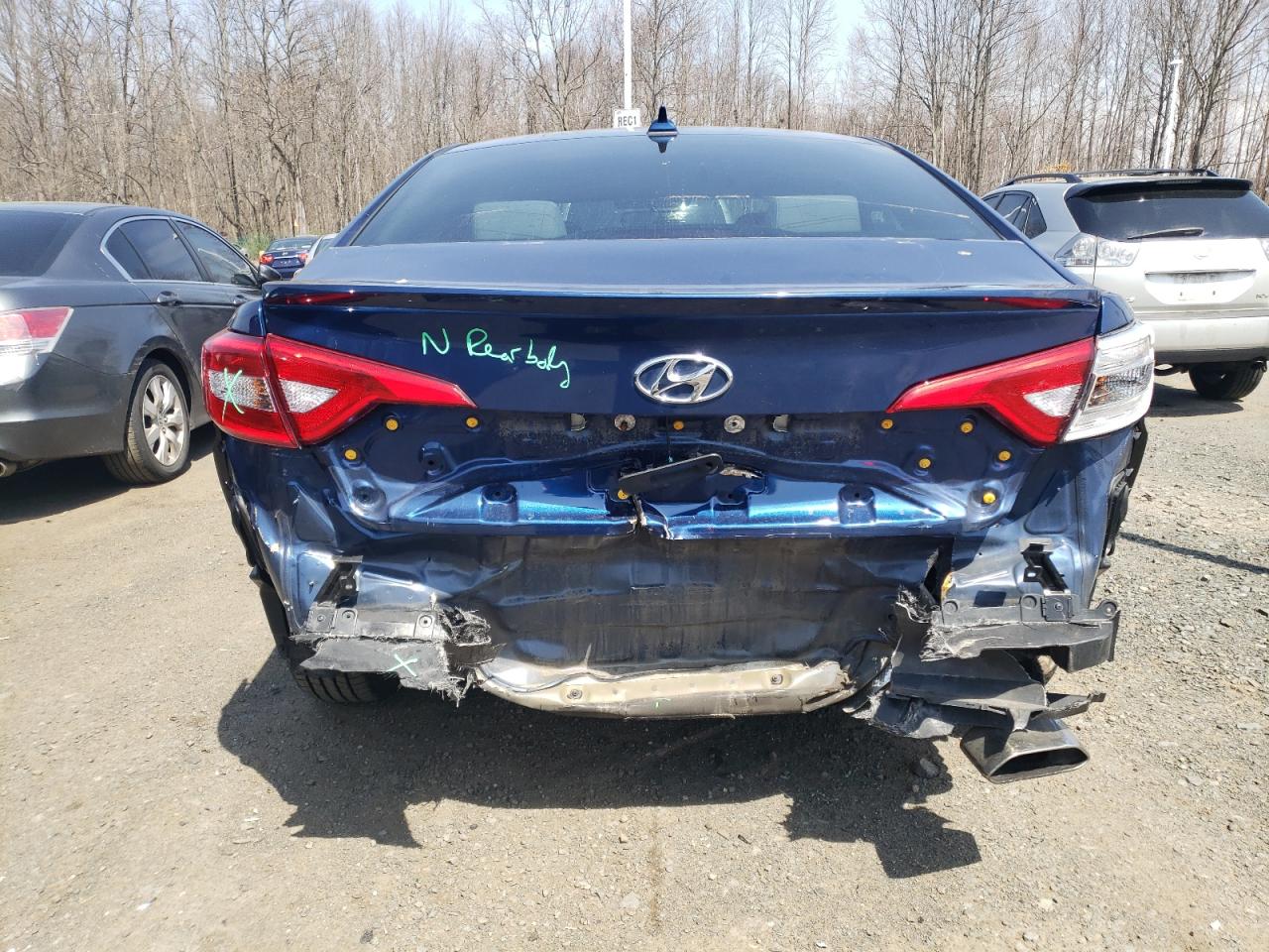 Photo 9 from auction – 2017 HYUNDAI SONATA SE with VIN 5NPE24AF2HH573572