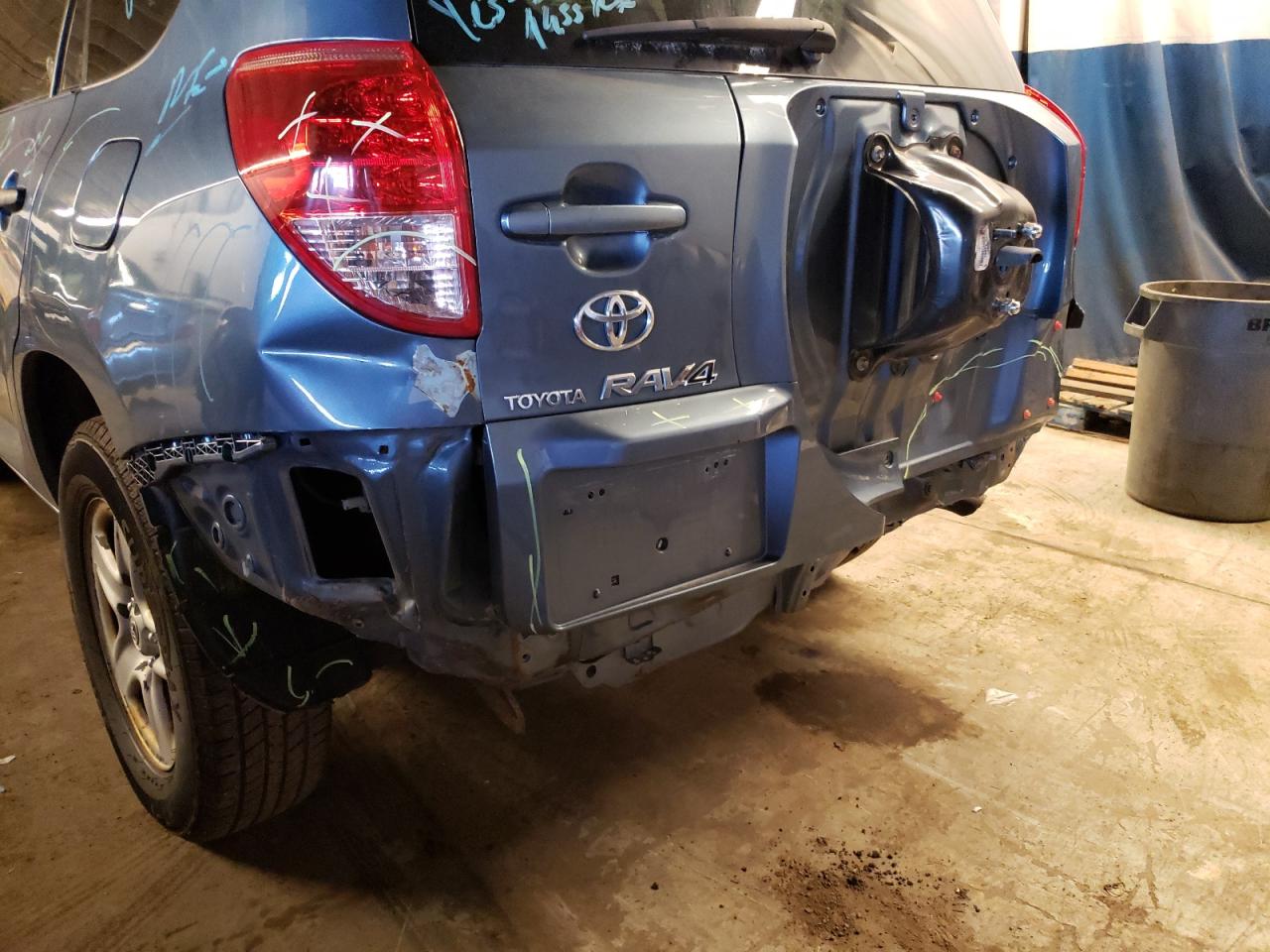 Photo 9 from auction – 2007 TOYOTA RAV4 with VIN JTMZD33V076025315