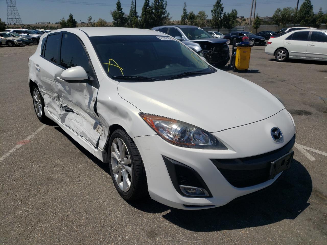 MAZDA 3 S 2011 with VIN JM1BL1K67B1493728 - Photo from auction