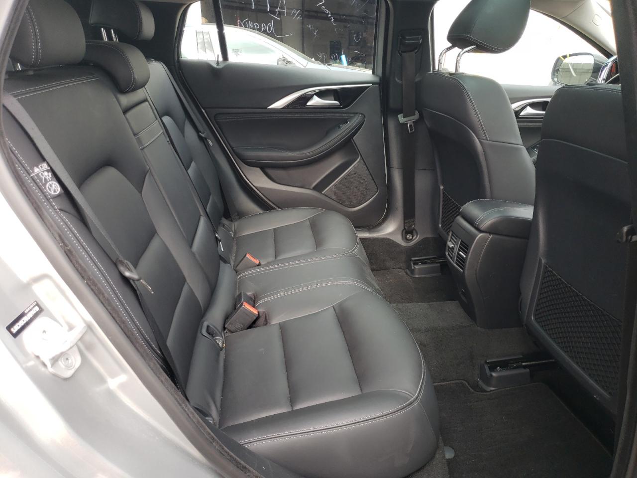 Photo 6 from auction – 2018 INFINITI QX30 BASE with VIN SJKCH5CR0JA044750