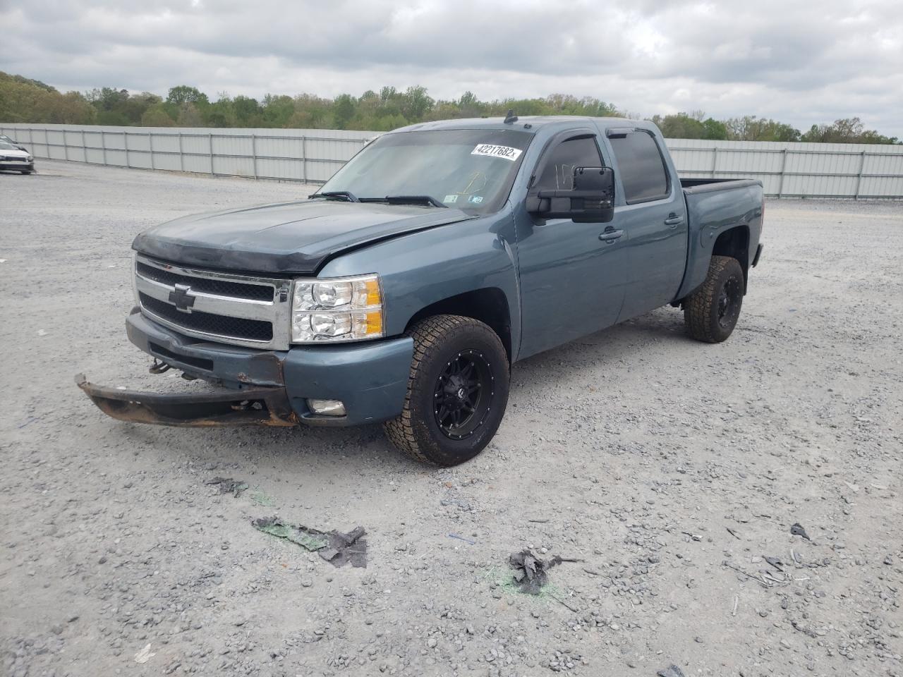 Photo 2 from auction – 2011 CHEVROLET SILVERADO with VIN 3GCUKTE2XBG173286