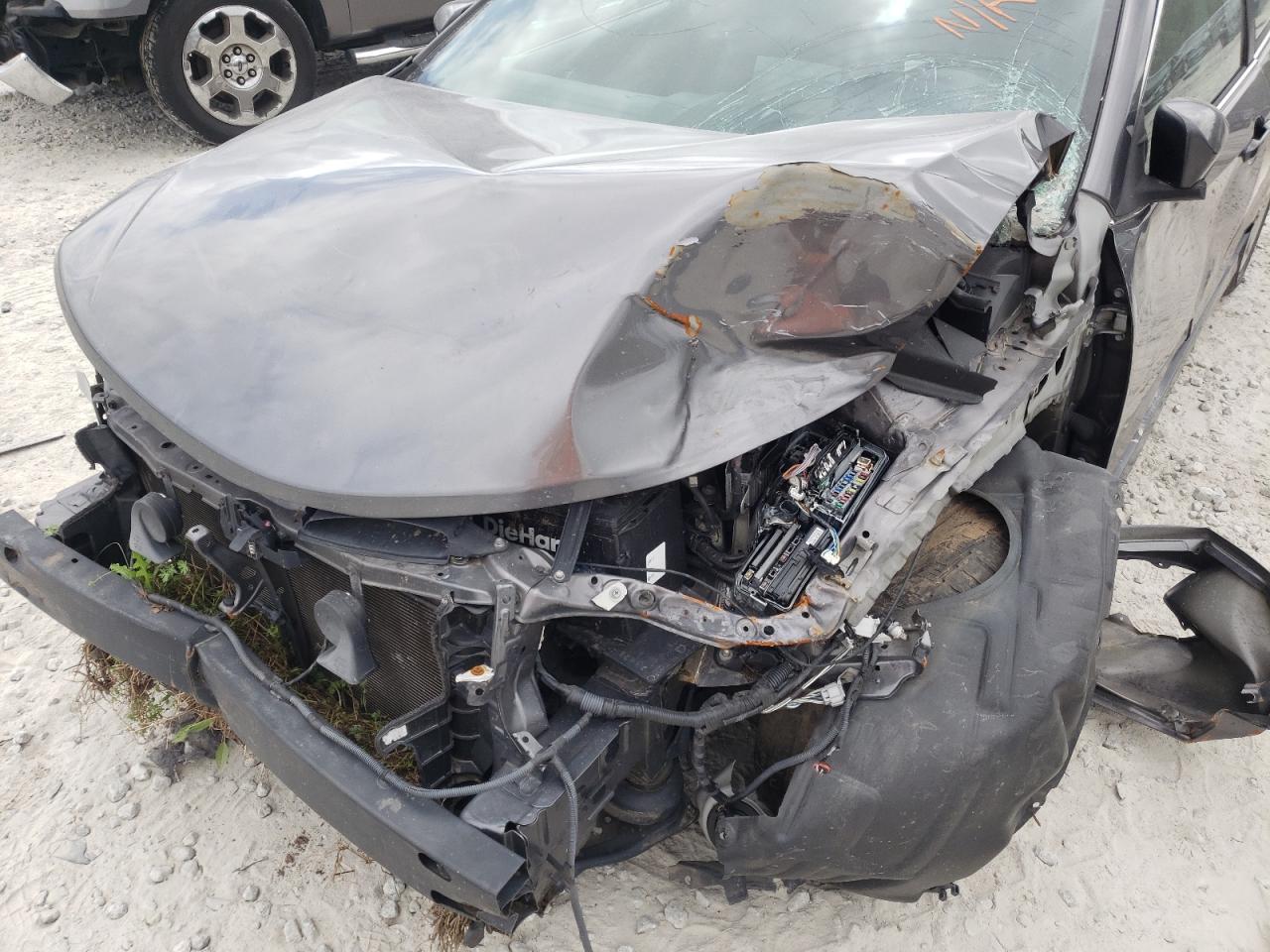 Photo 9 from auction – 2014 TOYOTA CAMRY L with VIN 4T1BF1FK1EU309123