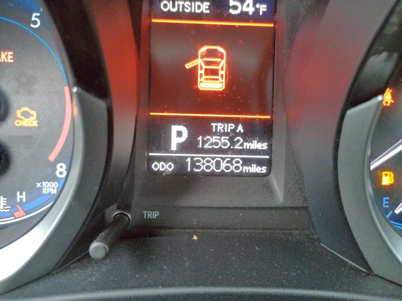 Photo 8 from auction – 2014 TOYOTA COROLLA L with VIN 5YFBURHE4EP099338