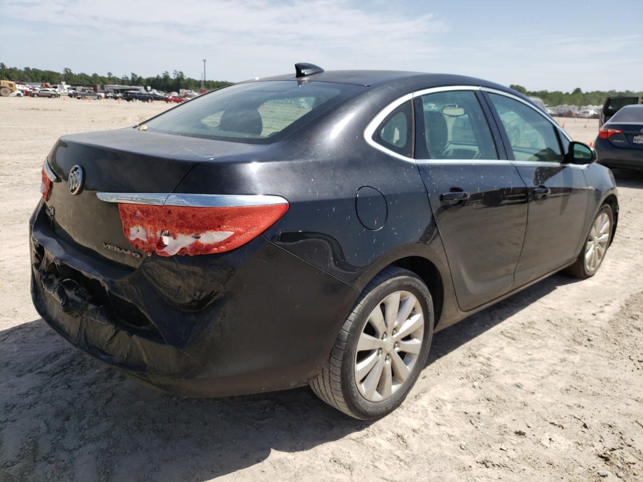 Photo 4 from auction – 2016 BUICK VERANO with VIN 1G4PP5SK4G4141352