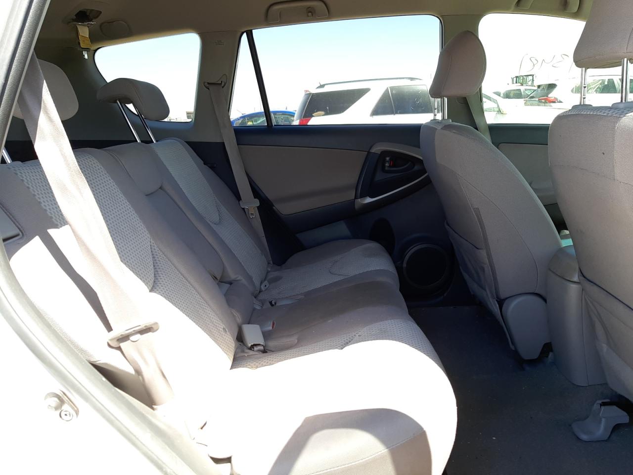Photo 6 from auction – 2008 TOYOTA RAV4 with VIN JTMBK33VX86034368