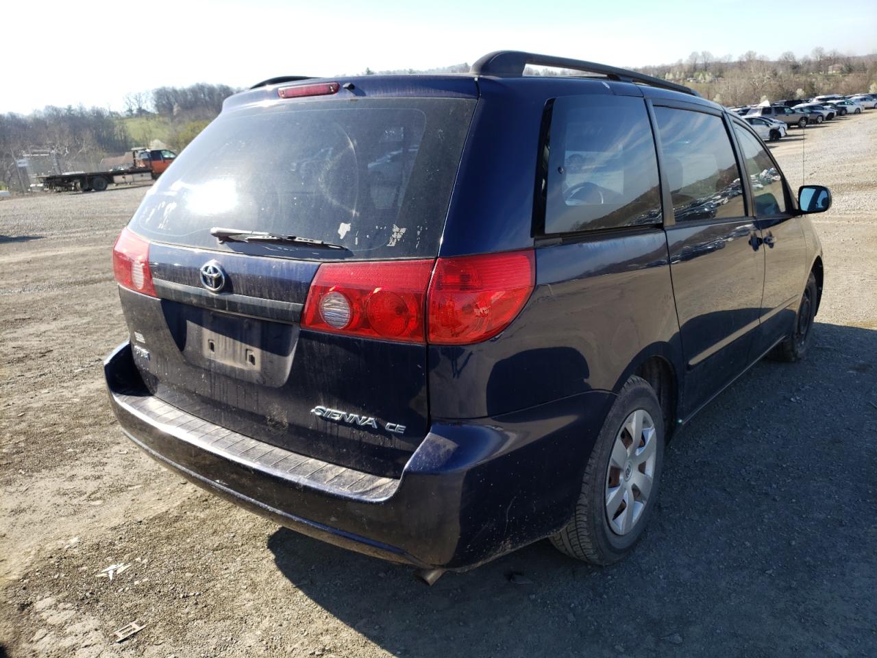 Photo 4 from auction – 2007 TOYOTA SIENNA CE with VIN 5TDZK23C17S082413