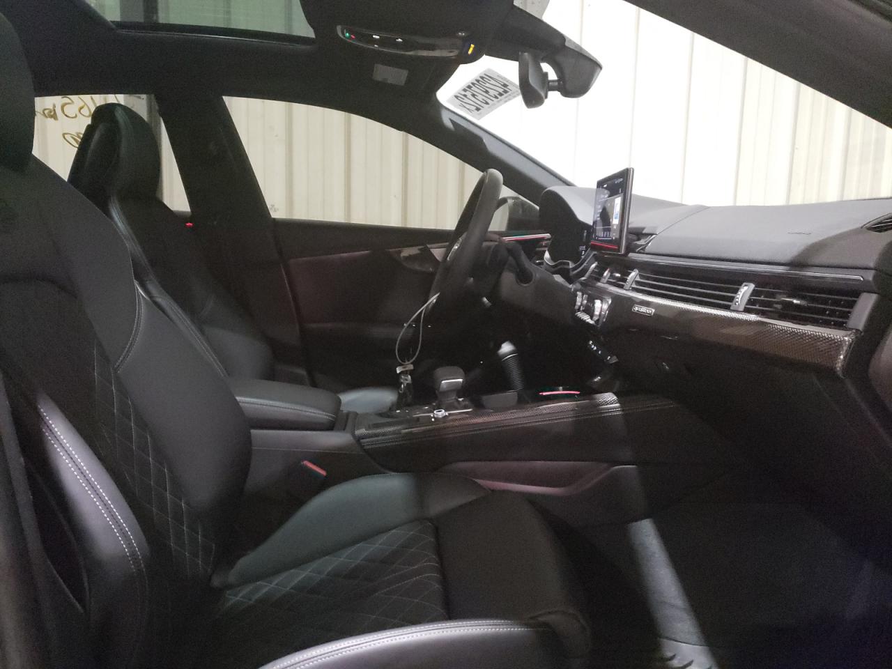 Photo 5 from auction – 2021 AUDI S5 PRESTIG with VIN WAUB4CF54MA015471