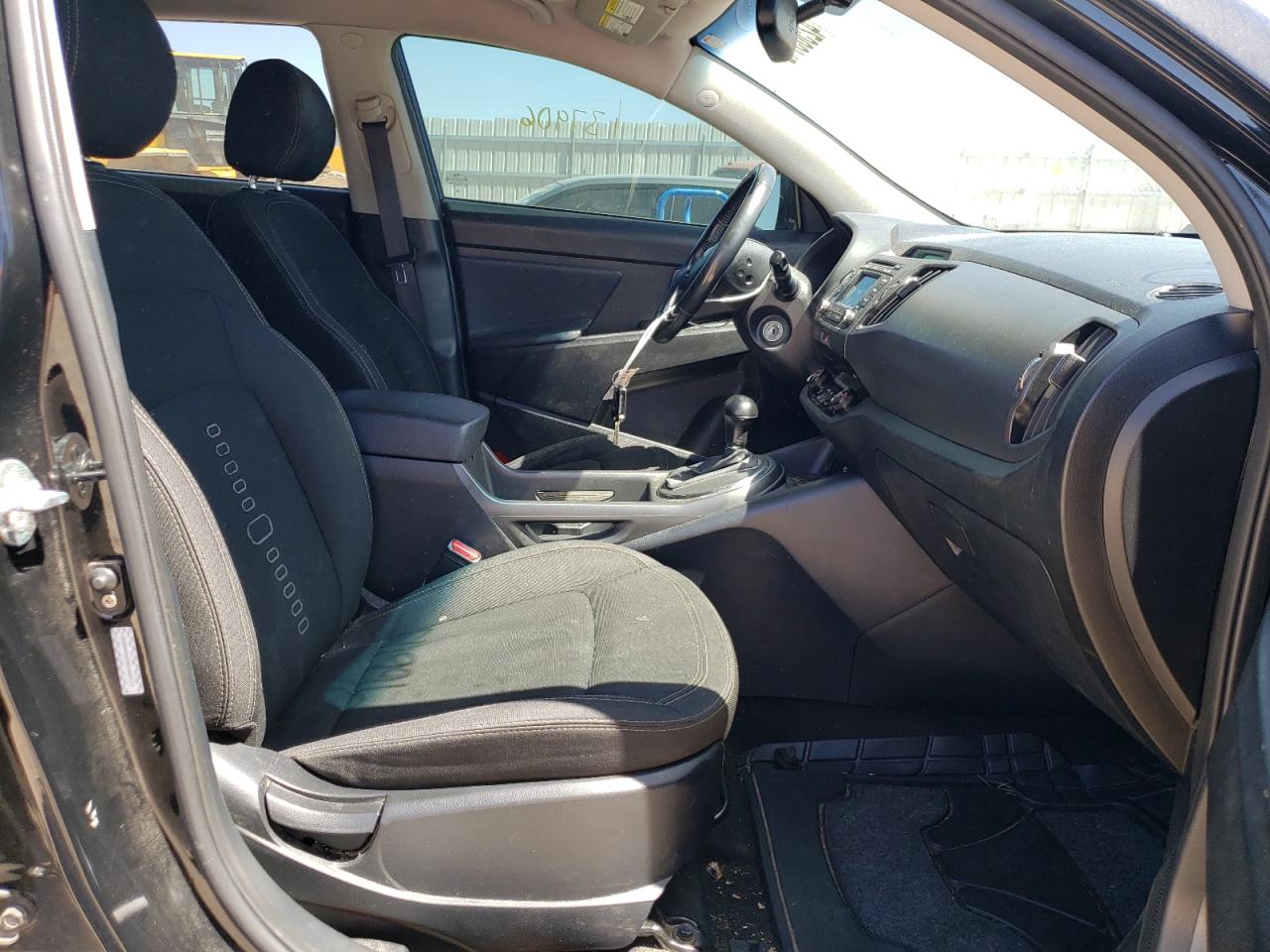 Photo 5 from auction – 2013 KIA SPORTAGE E with VIN KNDPC3A24D7466115