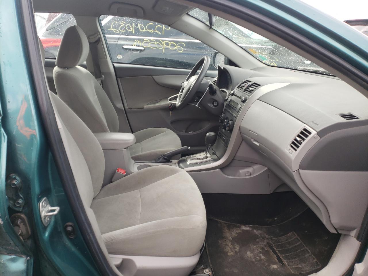 Photo 5 from auction – 2010 TOYOTA COROLA with VIN 1NXBU4EE6AZ307722