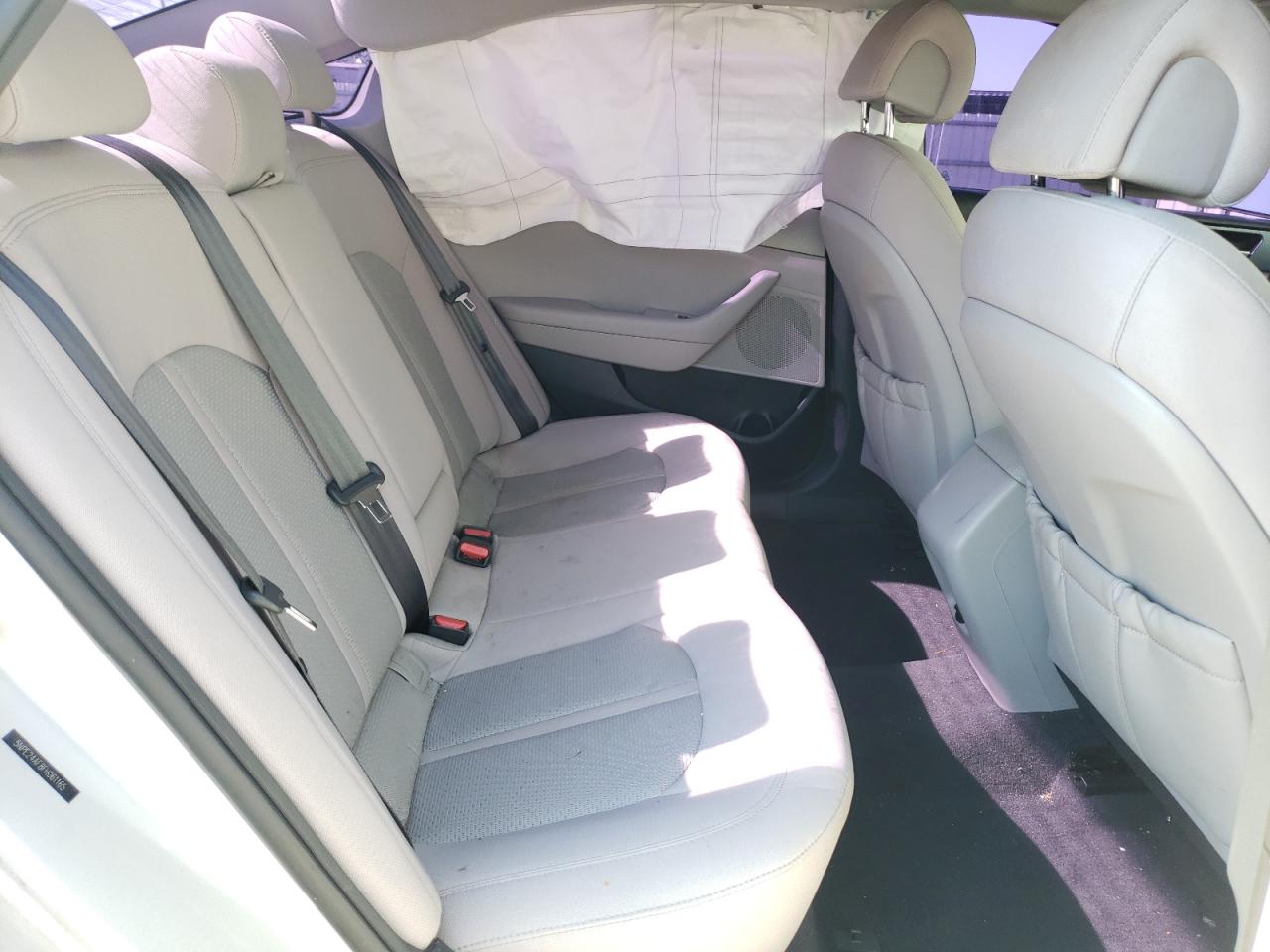 Photo 6 from auction – 2015 HYUNDAI SONATA SE with VIN 5NPE24AF8FH061165