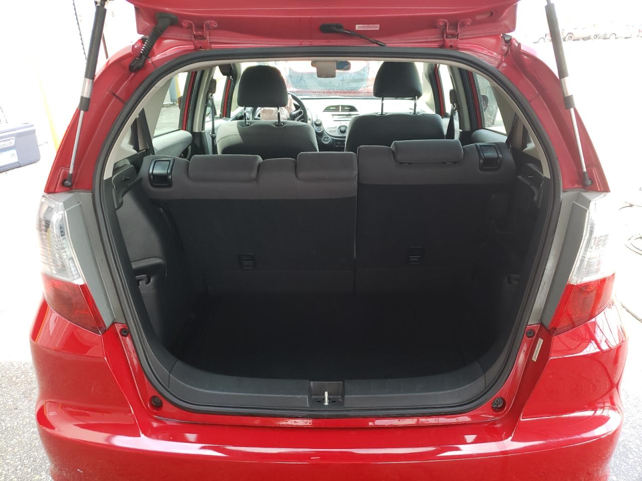 Photo 9 from auction – 2013 HONDA FIT with VIN JHMGE8H31DC014070