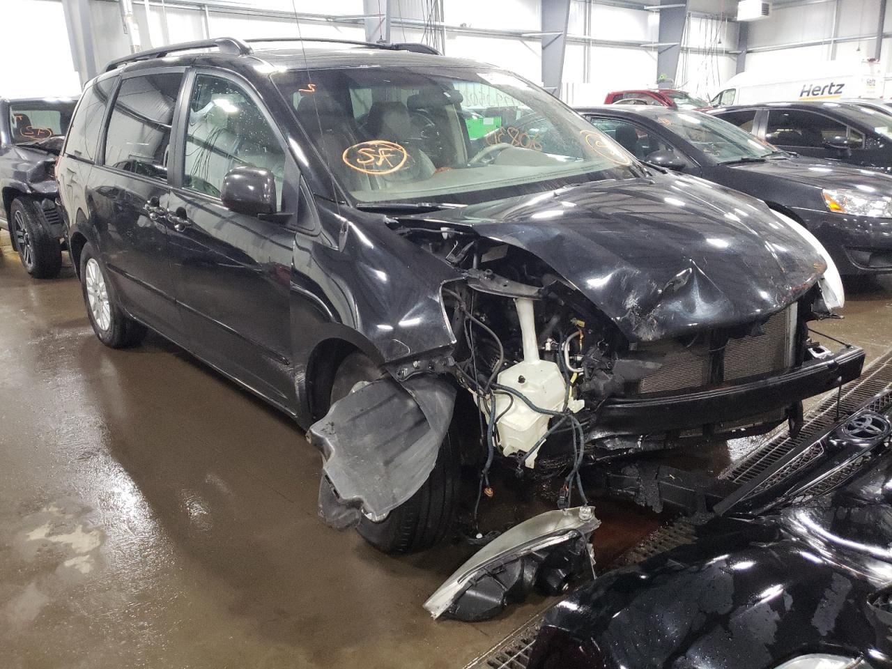 Photo 1 from auction – 2010 TOYOTA SIENNA XLE with VIN 5TDYK4CCXAS343407