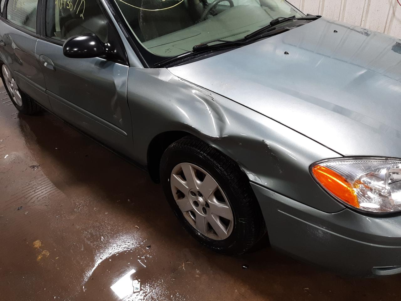 Photo 9 from auction – 2005 FORD TAURUS SE with VIN 1FAFP53U85A104373