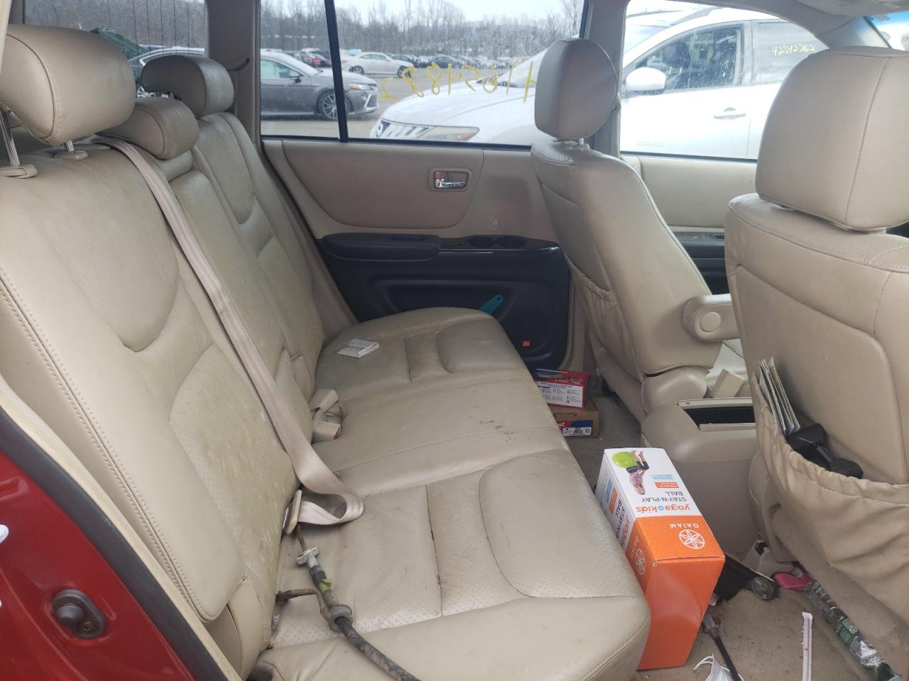 Photo 6 from auction – 2002 TOYOTA HIGHLANDER with VIN JTEHF21A520048631