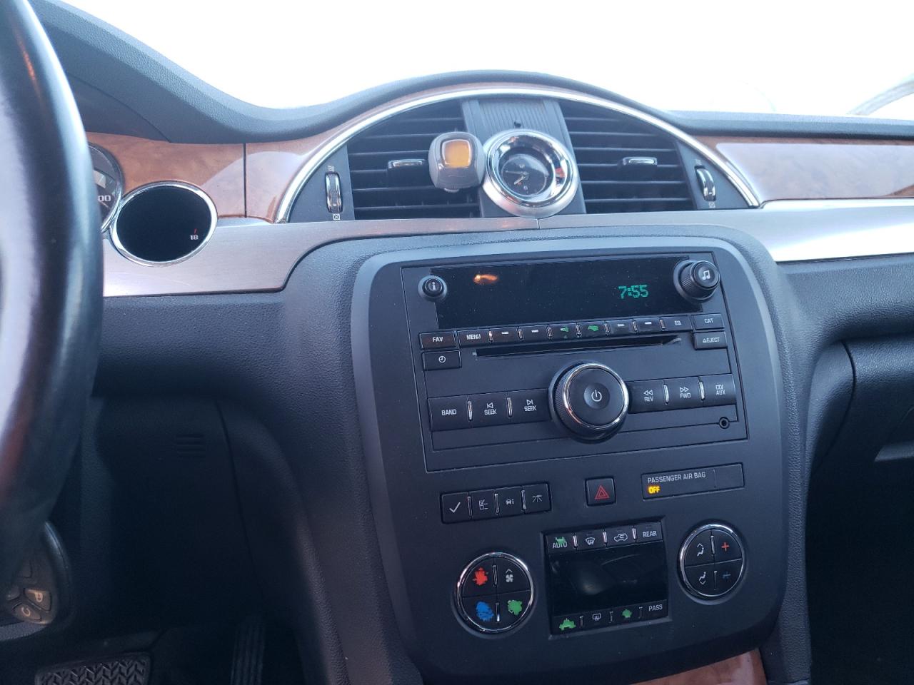 Photo 9 from auction – 2009 BUICK ENCLAVE CX with VIN 5GAER23D99J202558