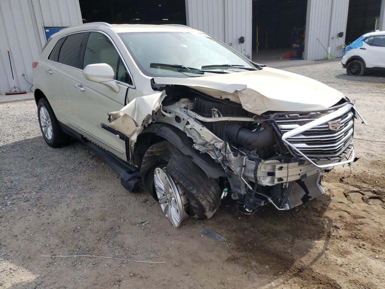 Photo 1 from auction – 2017 CADILLAC XT5 with VIN 1GYKNARS3HZ178135