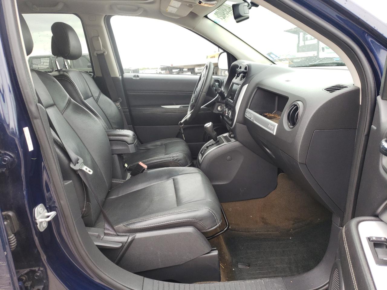 Фото 5 с аукциона – 2016 JEEP COMPASS LA с VIN 1C4NJCEA6GD751743