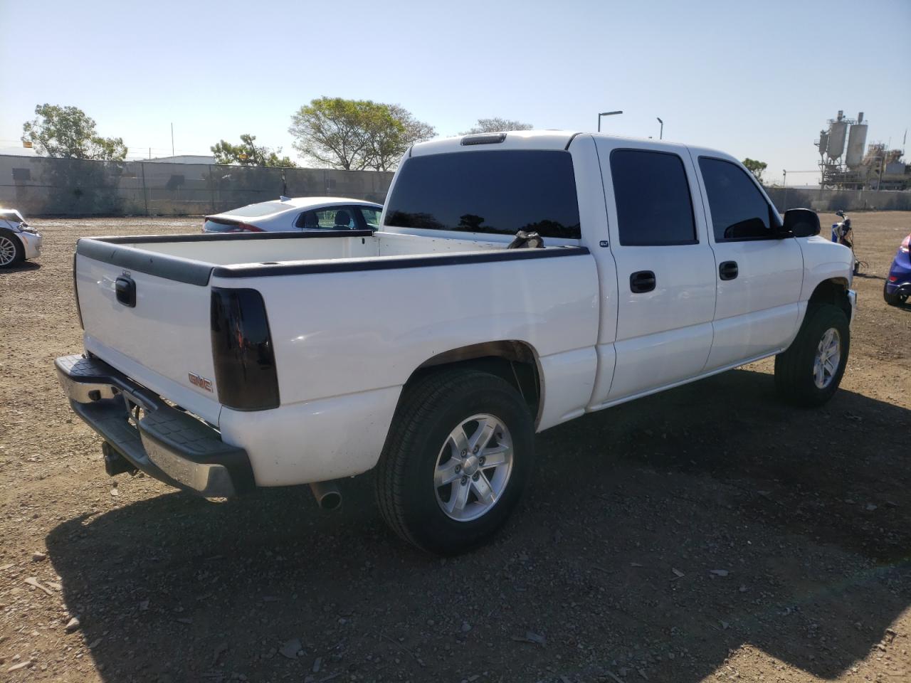 Photo 4 from auction – 2007 GMC NEW SIERRA with VIN 2GTEC13Z471125871