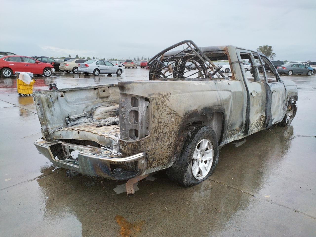 Photo 4 from auction – 2015 CHEVROLET SILVERADO with VIN 1GCRCPEC5FZ200354