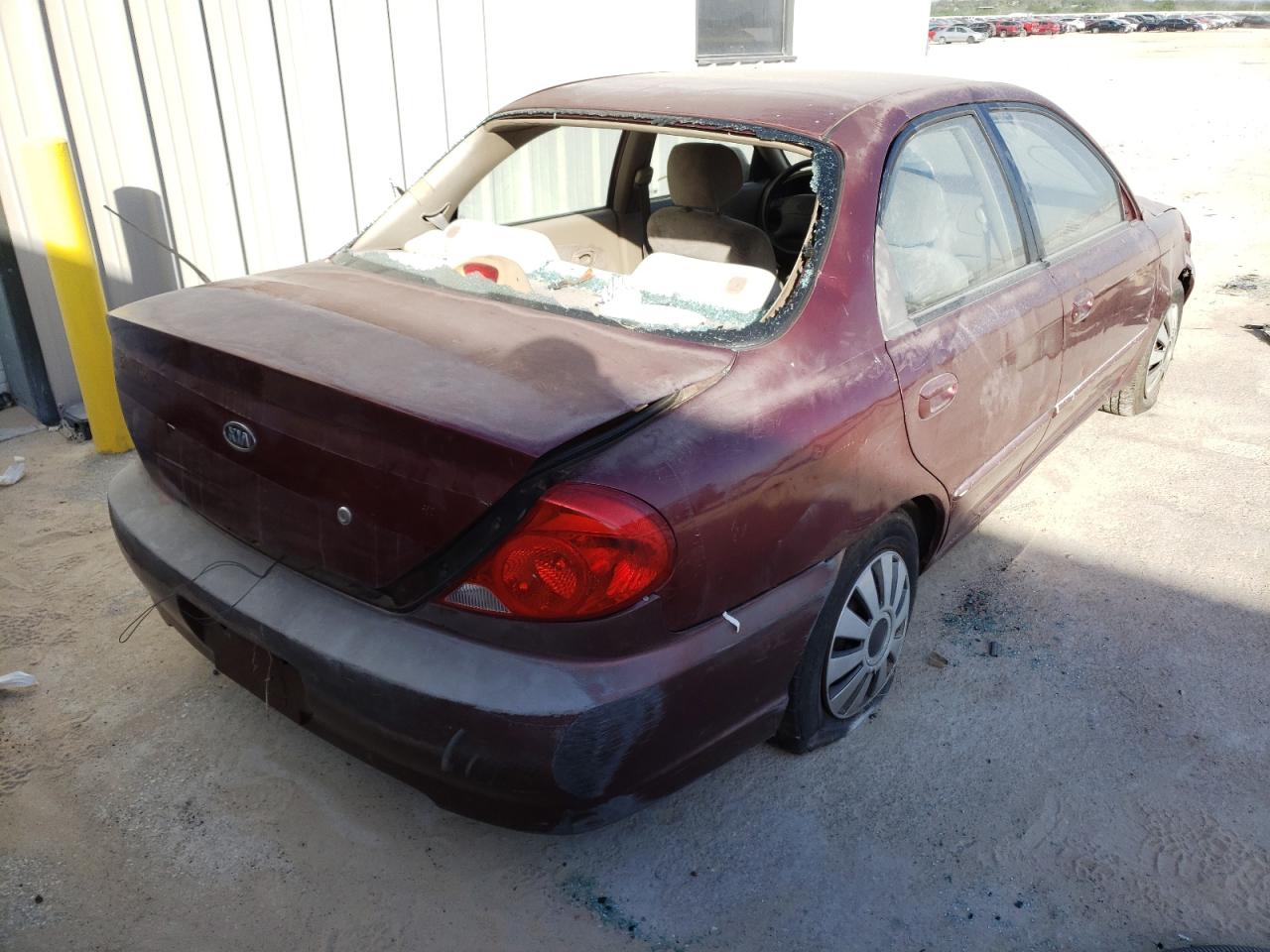 Photo 4 from auction – 2003 KIA SPECTRA BA with VIN KNAFB121435251088
