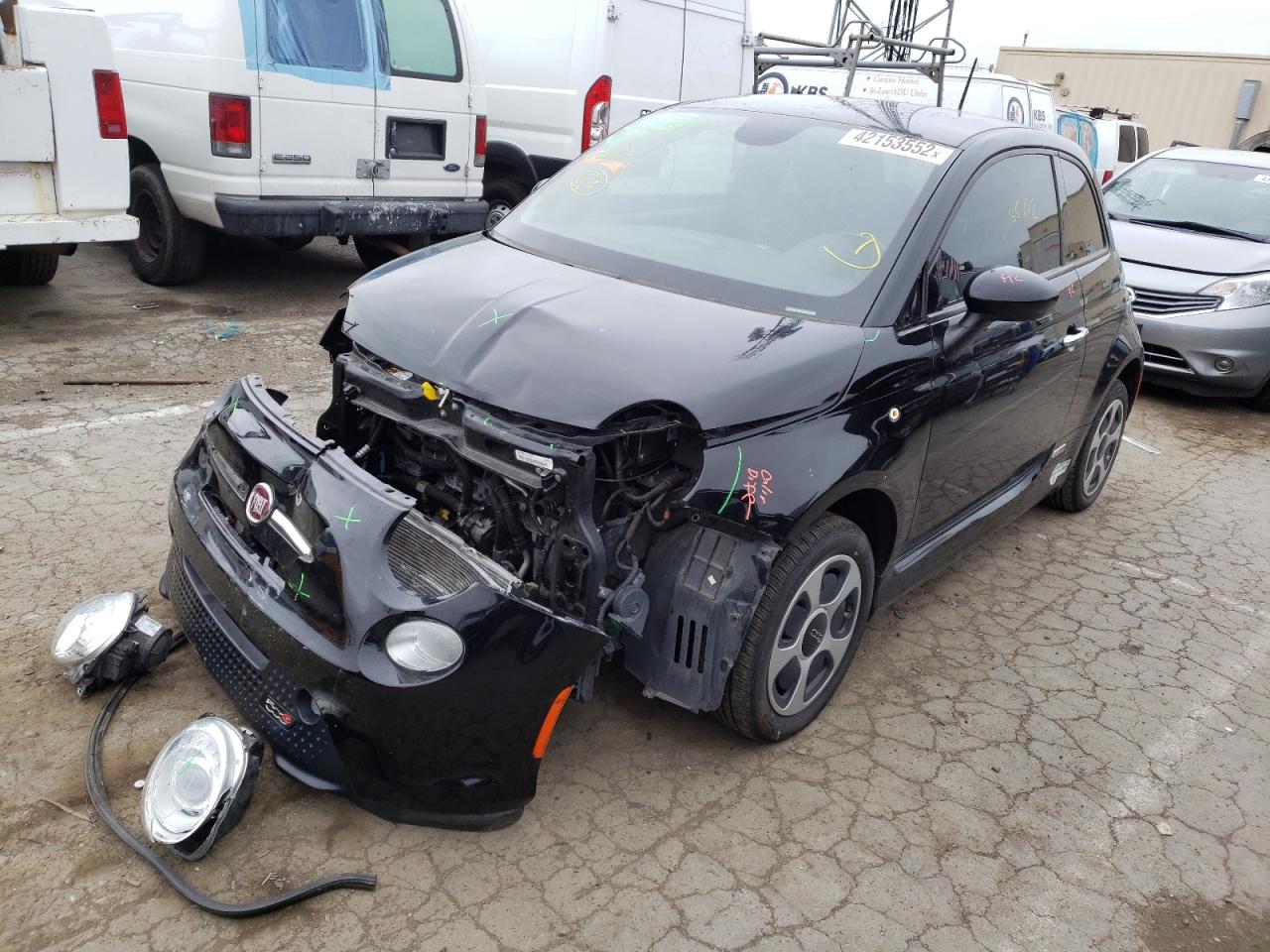 Photo 2 from auction – 2015 FIAT 500 ELECTR with VIN 3C3CFFGEXFT667089