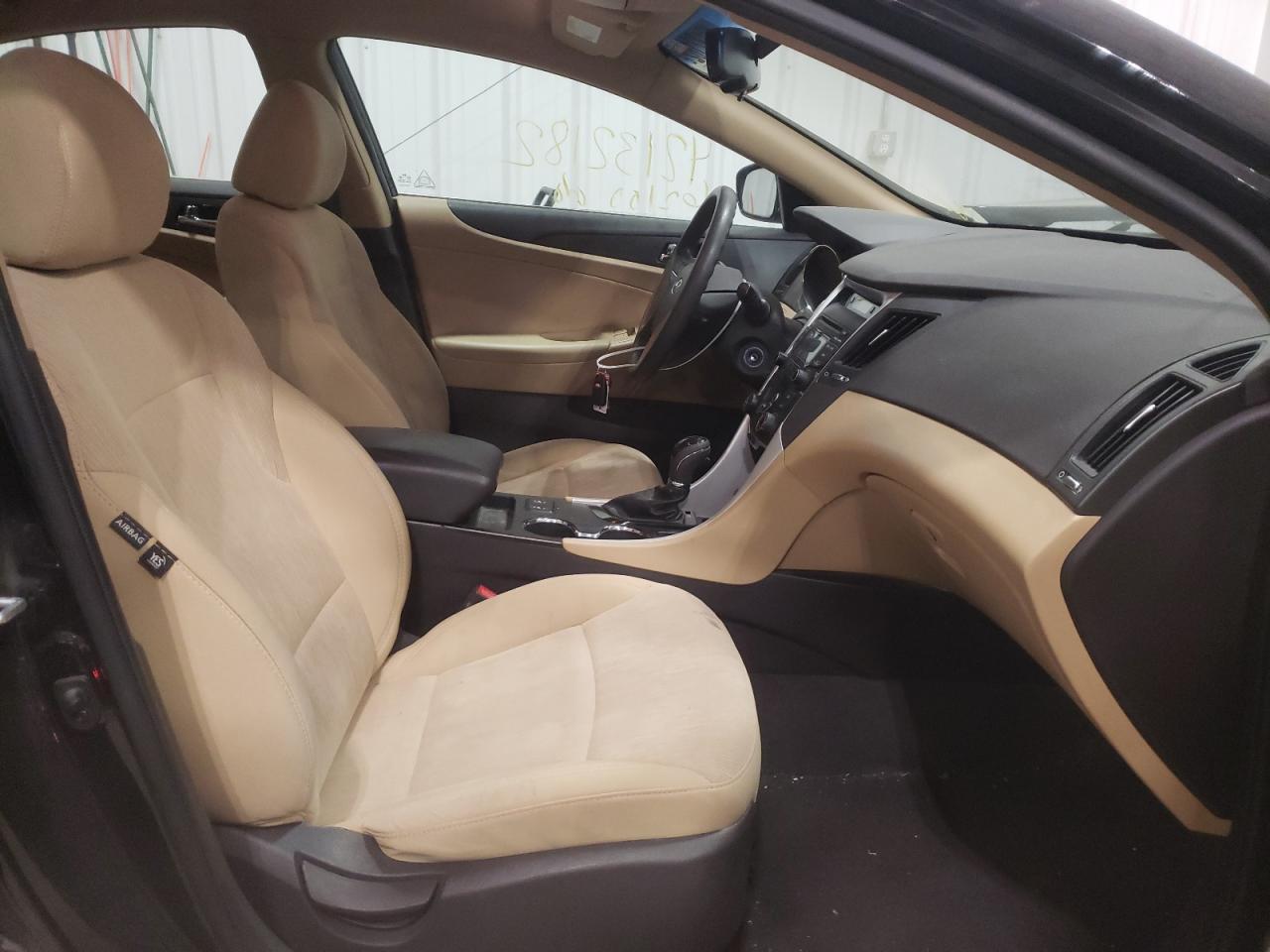 Photo 5 from auction – 2013 HYUNDAI SONATA GLS with VIN 5NPEB4AC9DH726013