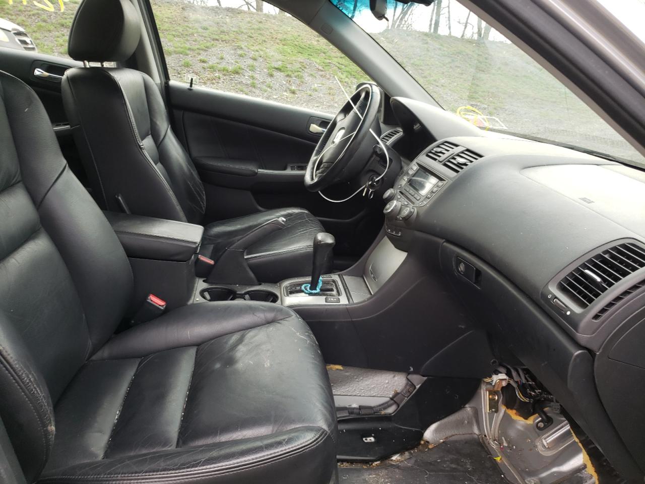 Photo 5 from auction – 2003 HONDA ACCORD with VIN 1HGCM66543A035230