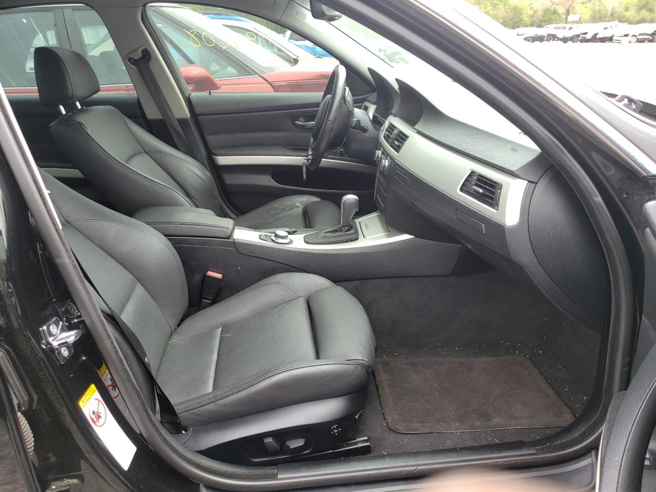 Photo 5 from auction – 2007 BMW 335 I with VIN WBAVB73557KY61427